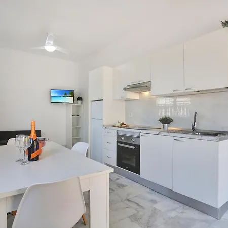 The Stone Apartment, Gigantes, Heated Pool Acantilado de los Gigantes