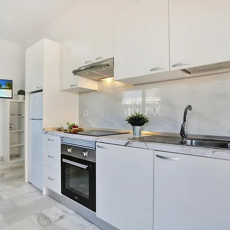The Stone Apartment, Gigantes, Heated Pool Apartamento Acantilado de los Gigantes