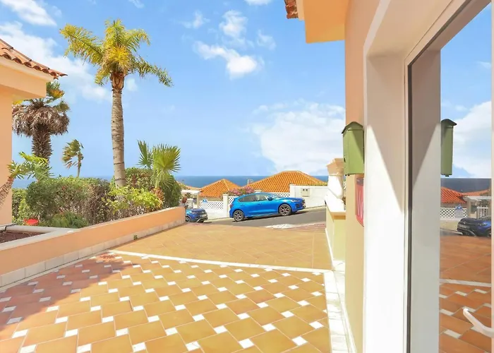 The Stone Apartment, Gigantes, Heated Pool
