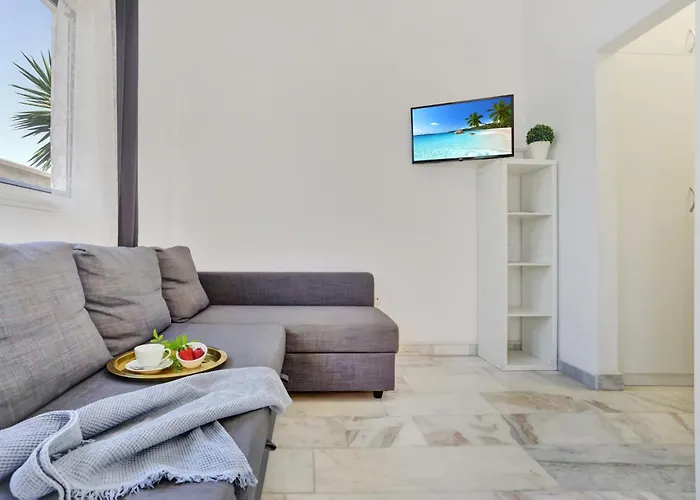 Appartement The Stone Apartment, Gigantes, Heated Pool