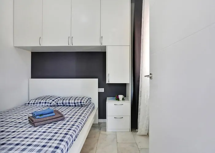 Appartement The Stone Apartment, Gigantes, Heated Pool