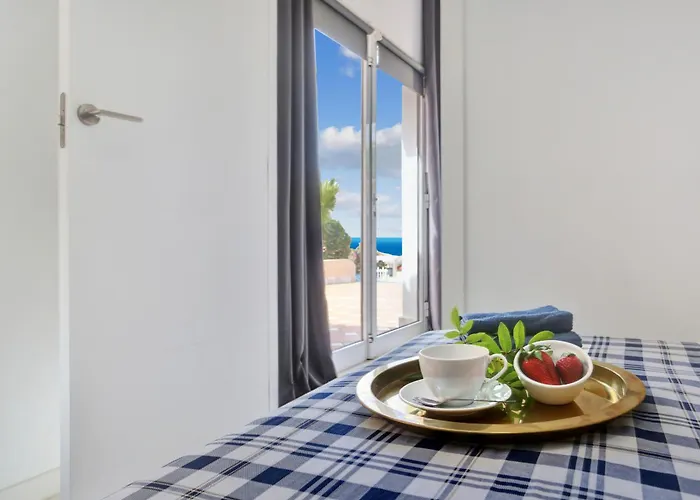 Appartement The Stone Apartment, Gigantes, Heated Pool *
