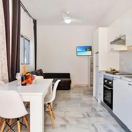 Апартаменты The Stone Apartment, Gigantes, Heated Pool *